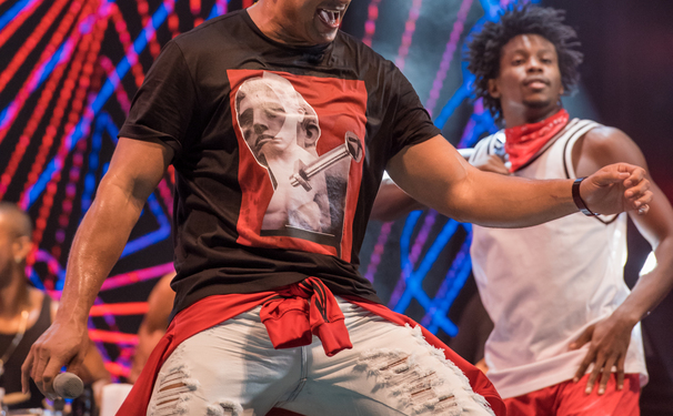 Xanddy colocou a galera pra quebrar no Camarote Salvador