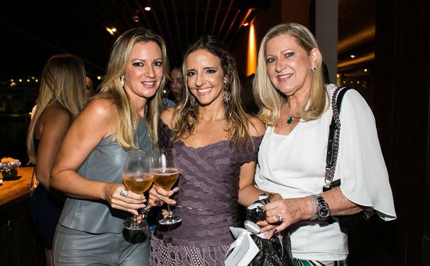 Dia de se ver no site Michelle Marie