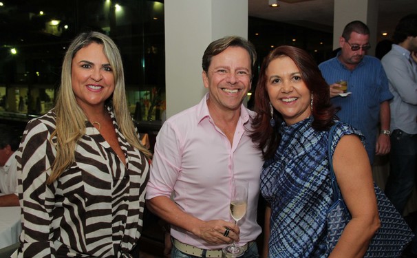 Soraya Campos recebendo nesta quarta-feira