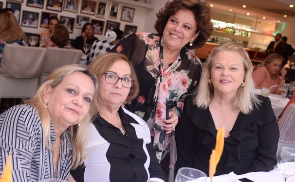 Mais festas para Janete Freitas