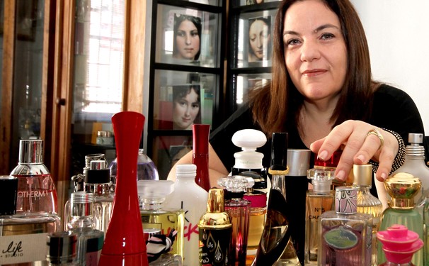 Renata Ashcar celebra 10 anos e ganha uma edição comemorativa premium.