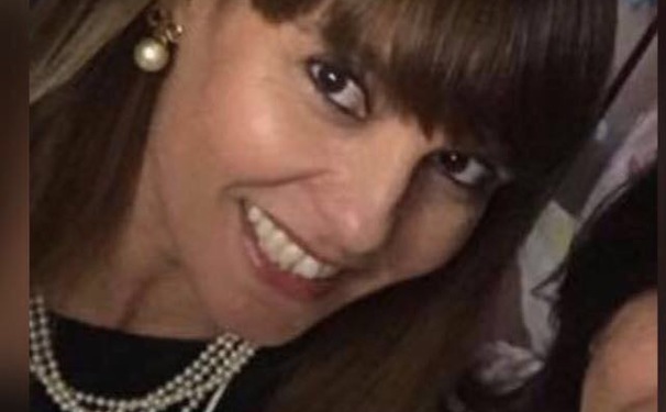 Karla Borges festeja a data entre amigas