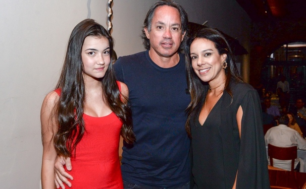 Dia de se ver no site Michelle Marie.