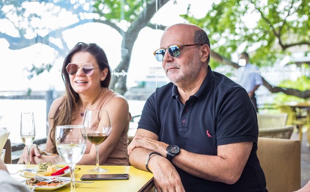 Dia de se ver no site Michelle Marie.