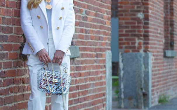 Carol Magalhães se aprimorando.