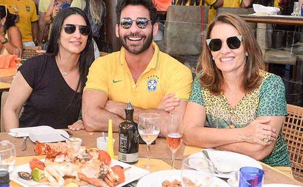 A torcida baiana chacoalhou a contorno