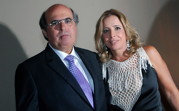 Dia de se ver no site Michelle Marie.