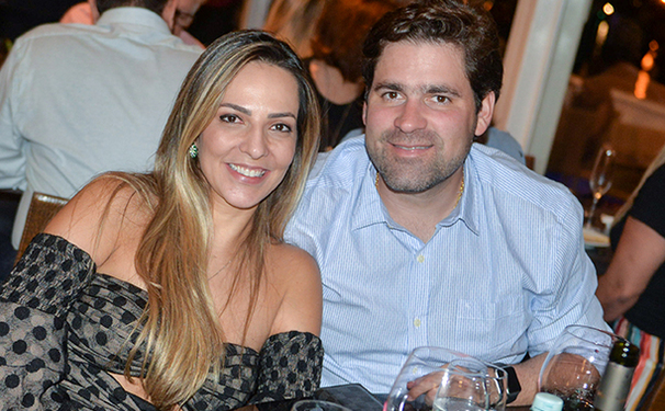 Dia de se ver no site Michelle Marie.