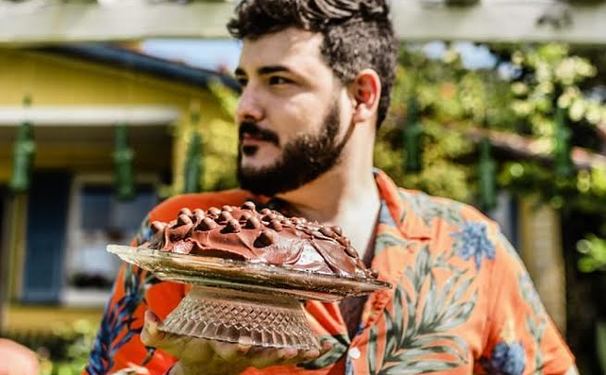 Restaurante Famiglia Scarpa recebe Victor Villarpando no Tutto in famiglia