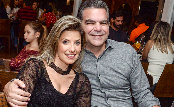 Dia de se ver no site Michelle Marie.