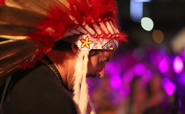 Gente bonita e animada no CarnaGyn