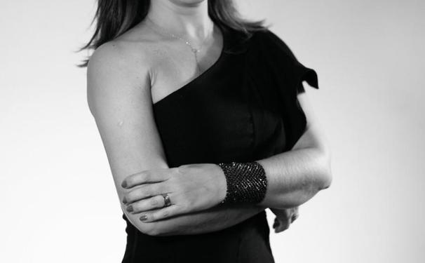 Andressa Perlingeiro assina “Espaço Sala de Leitura” na mostra Morar Mais por Menos