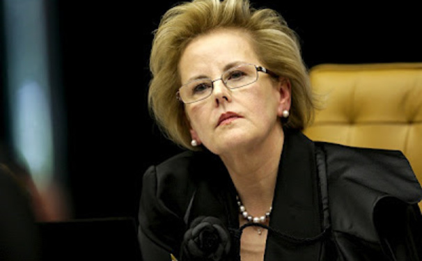 Vem por aí restrições ao whatsApp