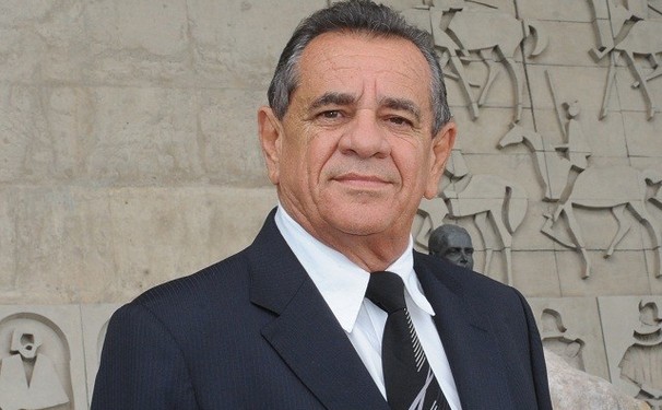 Euclides Fernandes quer psicólogo na rede pública de ensino