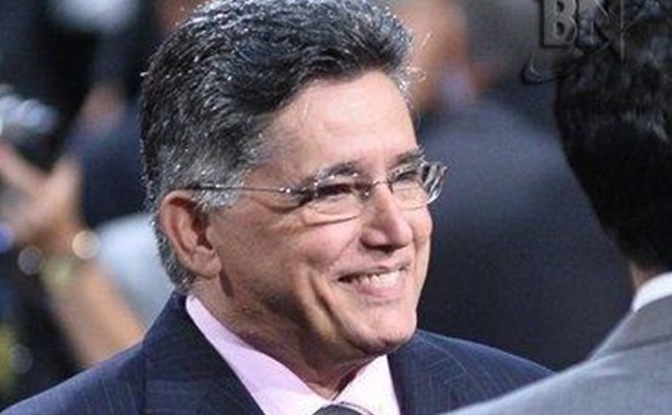 Jânio Natal pede ao Governo um novo aeroporto em Porto Seguro