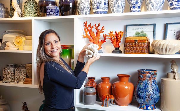 Bianca Coelho abriu uma filial  no Atlântico Belvedere na Praia do Buracão.