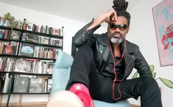 Festa O Pente -  Todos de branco na última edição do ano  