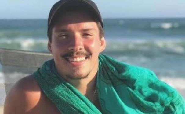 Quem é Ronan Carvalho namorado de Anitta?