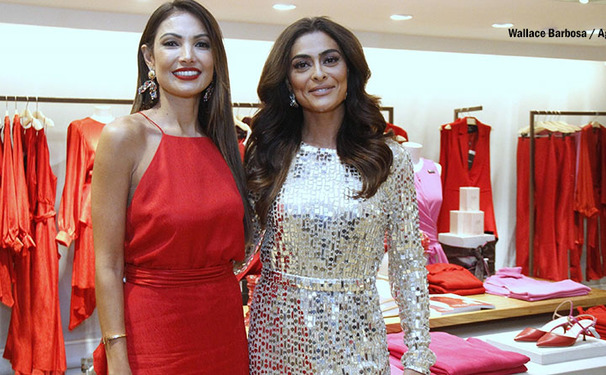 Patricia Poeta e a belíssima Juliana Paes na Le Lis Blanc