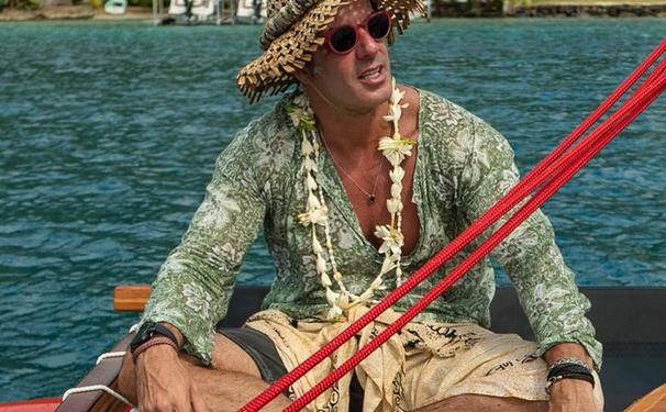 Alvaro Garnero e Lou Montenegro no Taiti