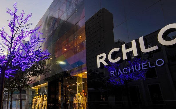 A Riachuelo vai muito bem, Obrigado.