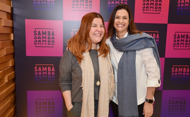 Ju Ferraz reúne galera bacanérrima em Sampa