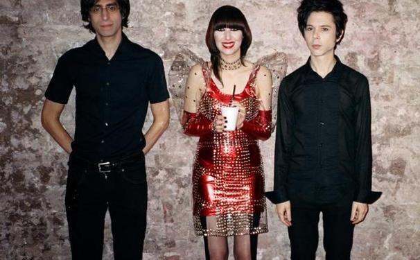 Novo disco do Yeah Yeah Yeahs!