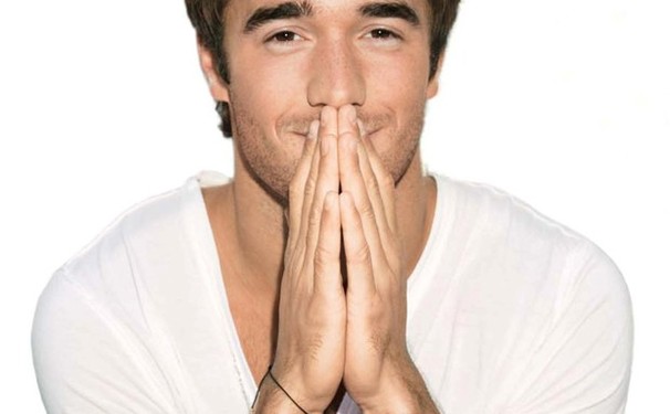 Novo garoto propaganda da John John!