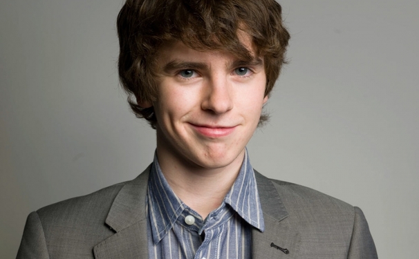 Freddie Highmore, o mais bem pago do mundo!