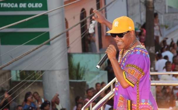 Niver Márcio Victor!