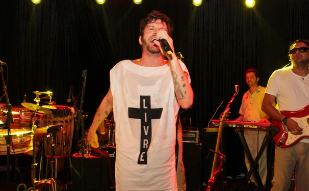 Cortejo Afro recebe Saulo Fernandes 