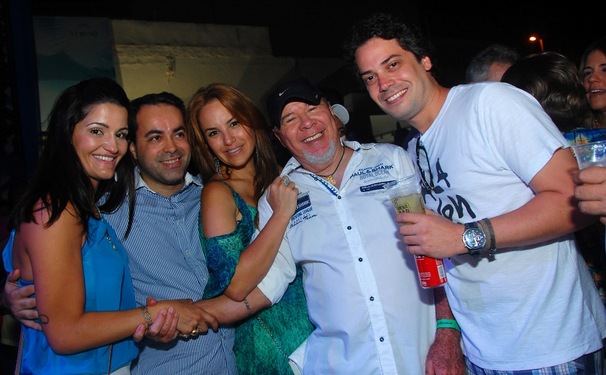 Duda Mendonça não resistiu...