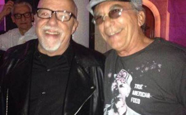 Paulo Coelho com amigo Baiano 