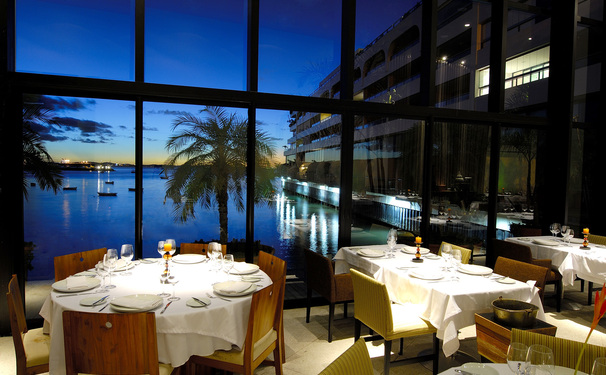 Sunset Lounge no 496 Grill & Bar