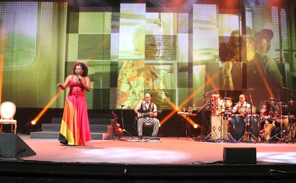 Famosos no DVD de Margareth Menezes