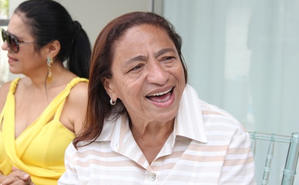 Lícia Fábio animando a Copa!