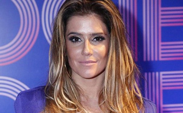 Debora Secco, a escolhida!