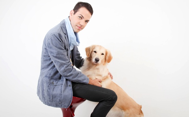 O jovem Luiz Asaf, dois livros de uma só vez.