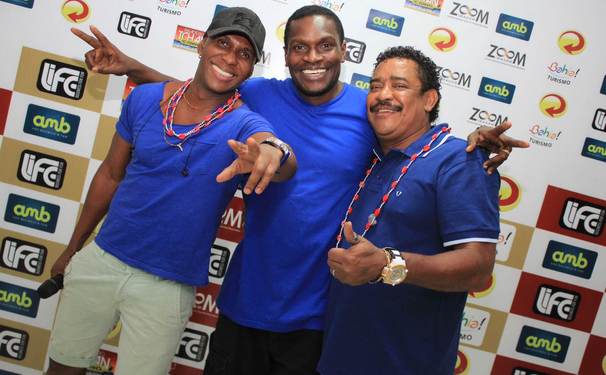 É o Tchan recebe Jacaré em mais uma edição do Ensaio de Verão.