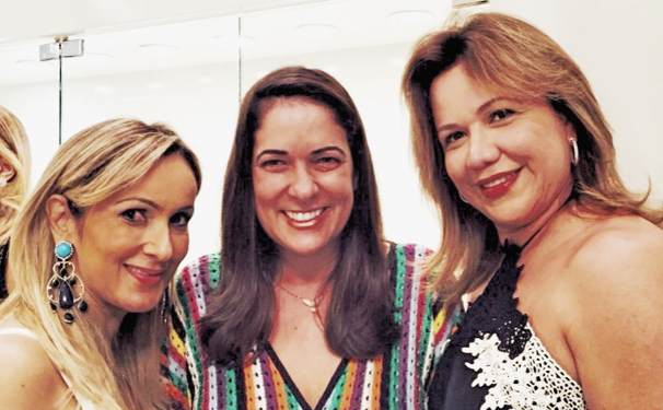 Tarde de Natal na Claudia Belfort.