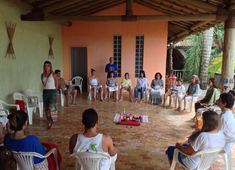 Curso de Meditação das Rosas é realizado em Salvador