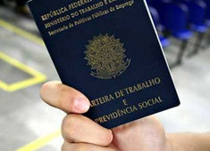 Taxa de desemprego caiu 4,9%