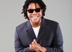 Filhos de Jorge estreia com novo cantor em show no Clube Espanhol