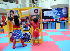 A Liga da Justiça está fazendo a alegria da criançada nas férias de verão