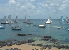 Regata João das Botas mantém viva tradição dos saveiros