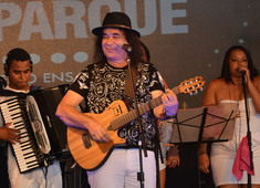 Zelito Miranda leva público para o Pelourinho, na estreia do Forró no Parque