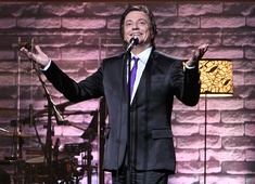 Fábio Jr. apresenta nova turnê em Vilas do Atlântico nesta sexta (30)