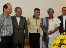 Autoridades e lideranças religiosas prestigiam comemorações pelos 19 anos da Cidade da Luz