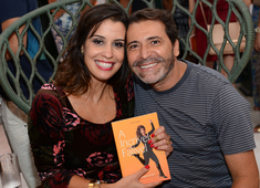 Casa de Castro Alves lota com lançamento do romance A Incrível Falível