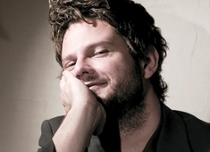 Selton Melo de vola ás telas